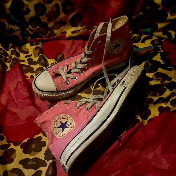 Converse Bubble Gum Pink Hi-top Chucks - Picture 8 of 11